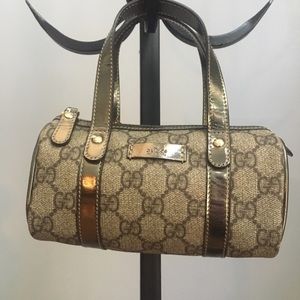Gucci handbag small clutch size